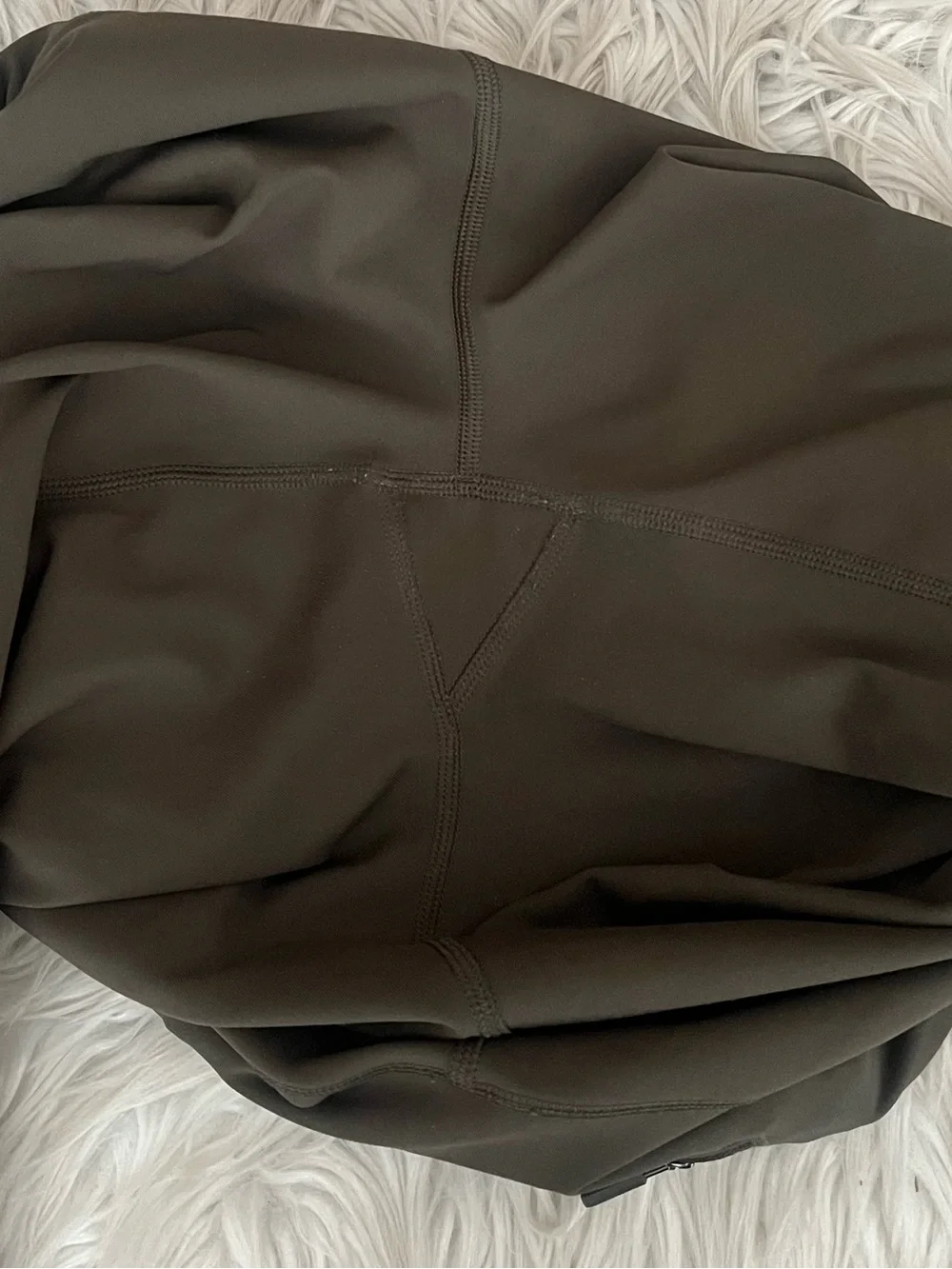 {Lululemon} Speed Up Tight Full-On Luxtreme 28